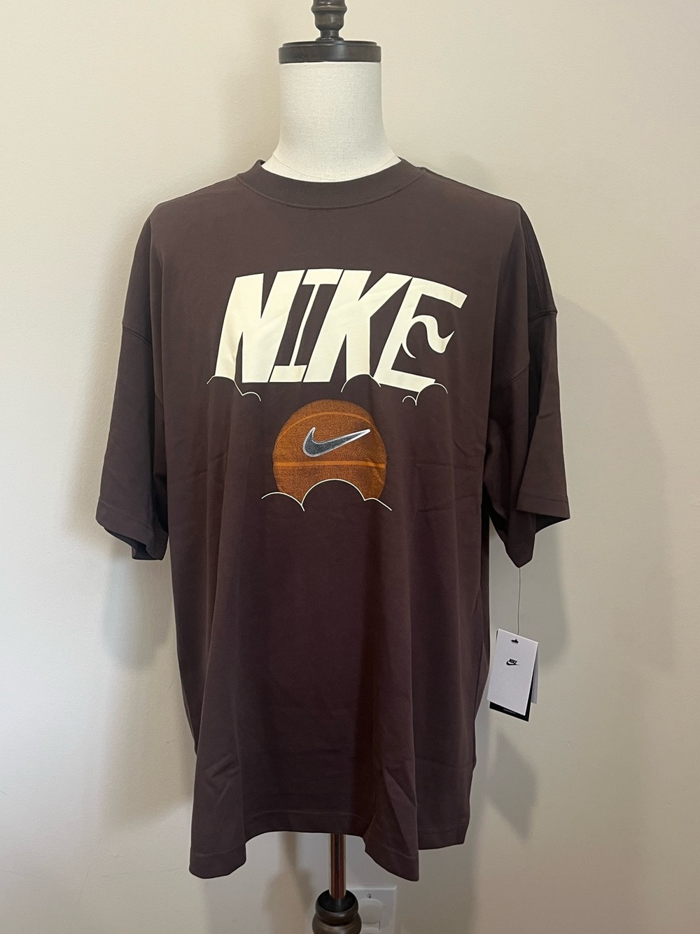 NWT$60 Nike Men's Premium Graphic T-Shirt Midweight Oversize Fit Large Chocolate